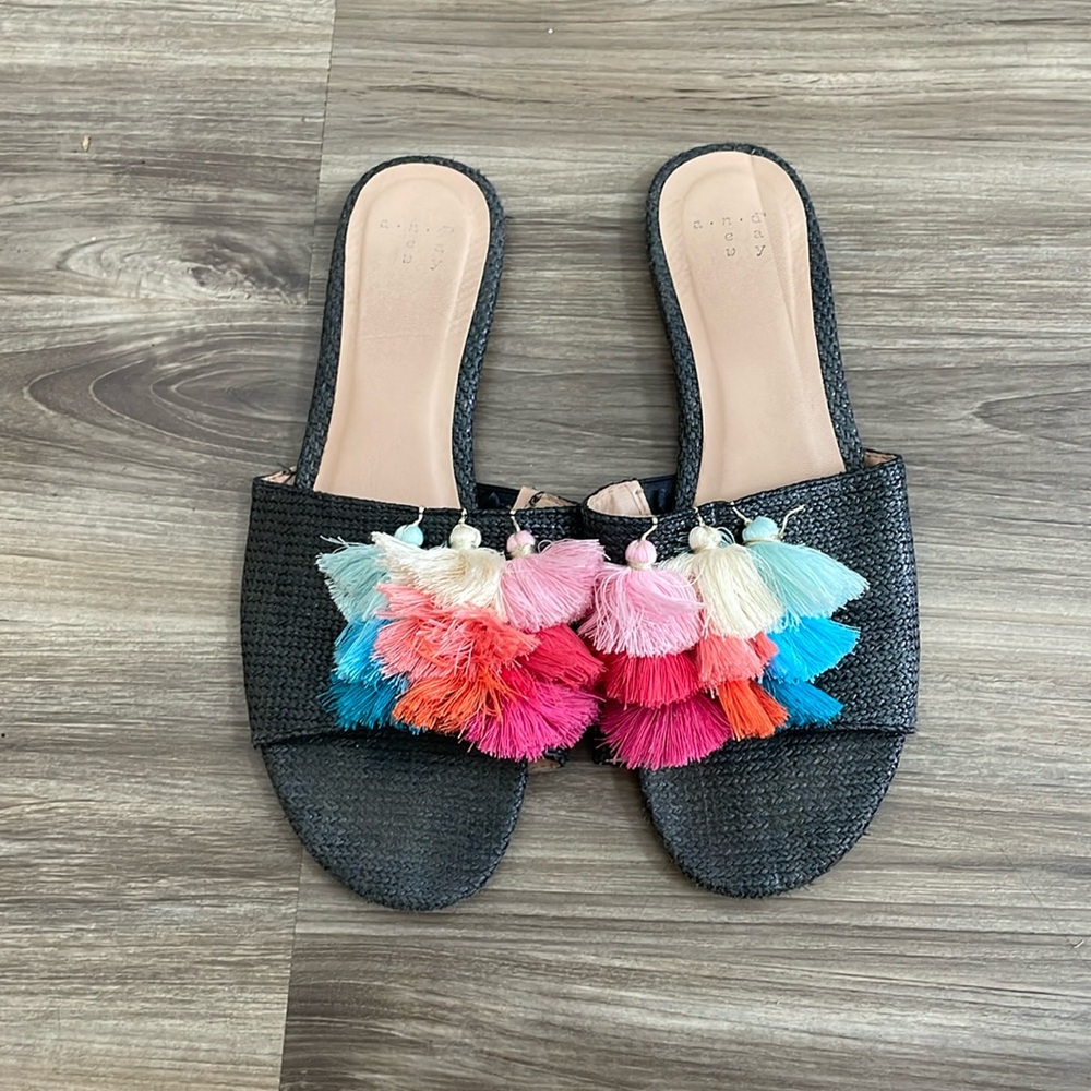 Slides with Pom poms